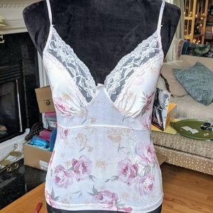 Nwt floral top